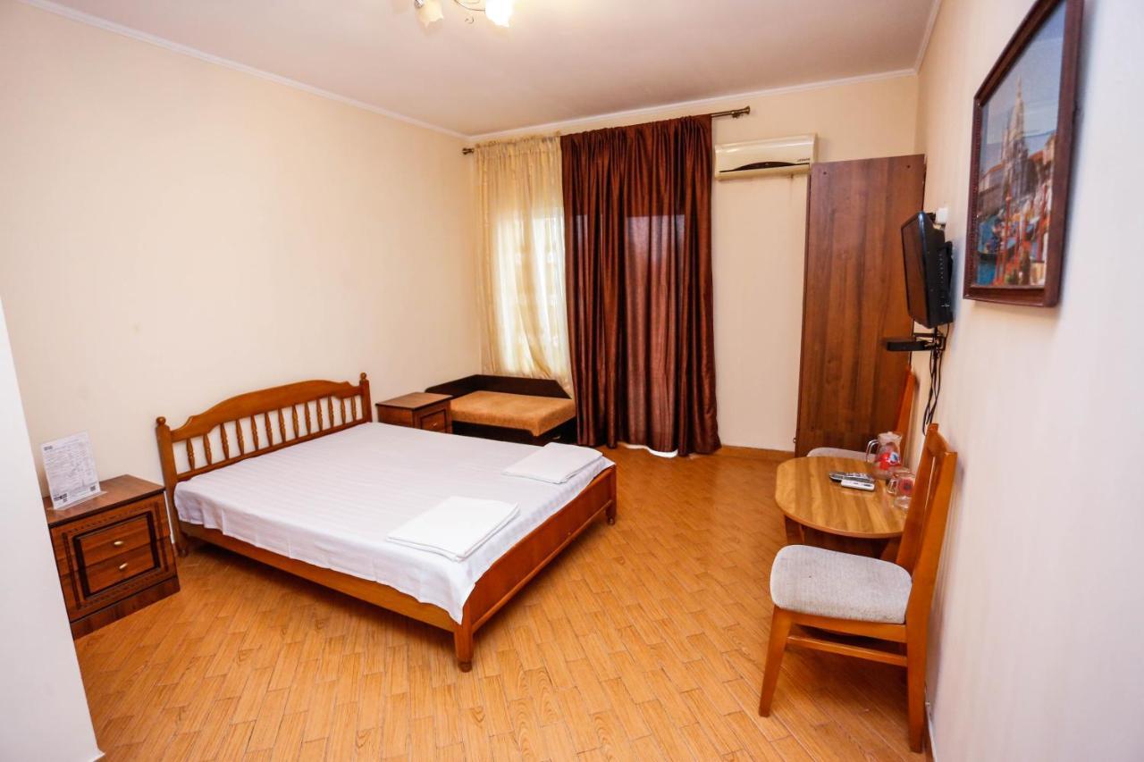 Hotel Sabina Γκάγκρα Εξωτερικό φωτογραφία
