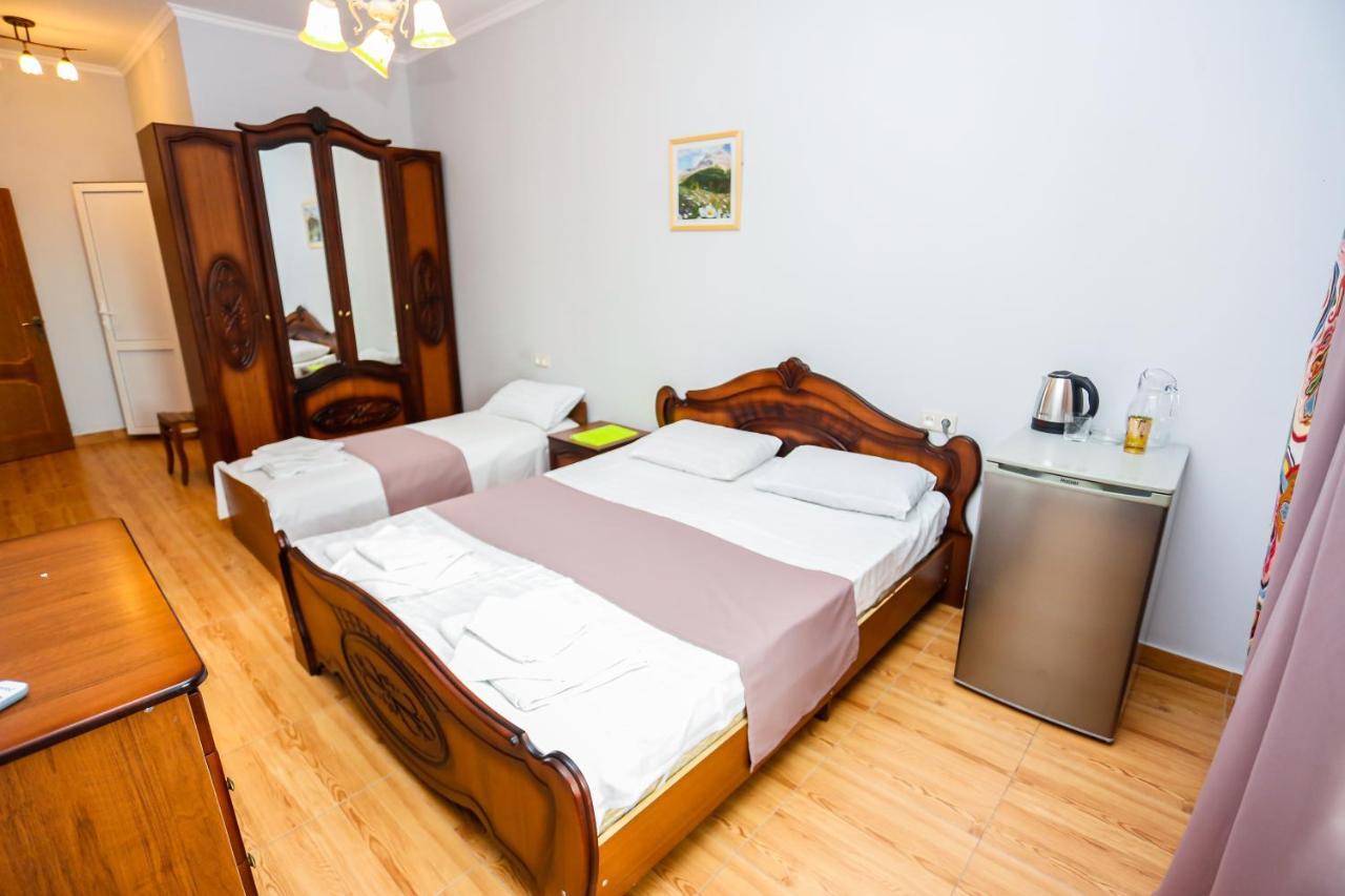 Hotel Sabina Γκάγκρα Εξωτερικό φωτογραφία